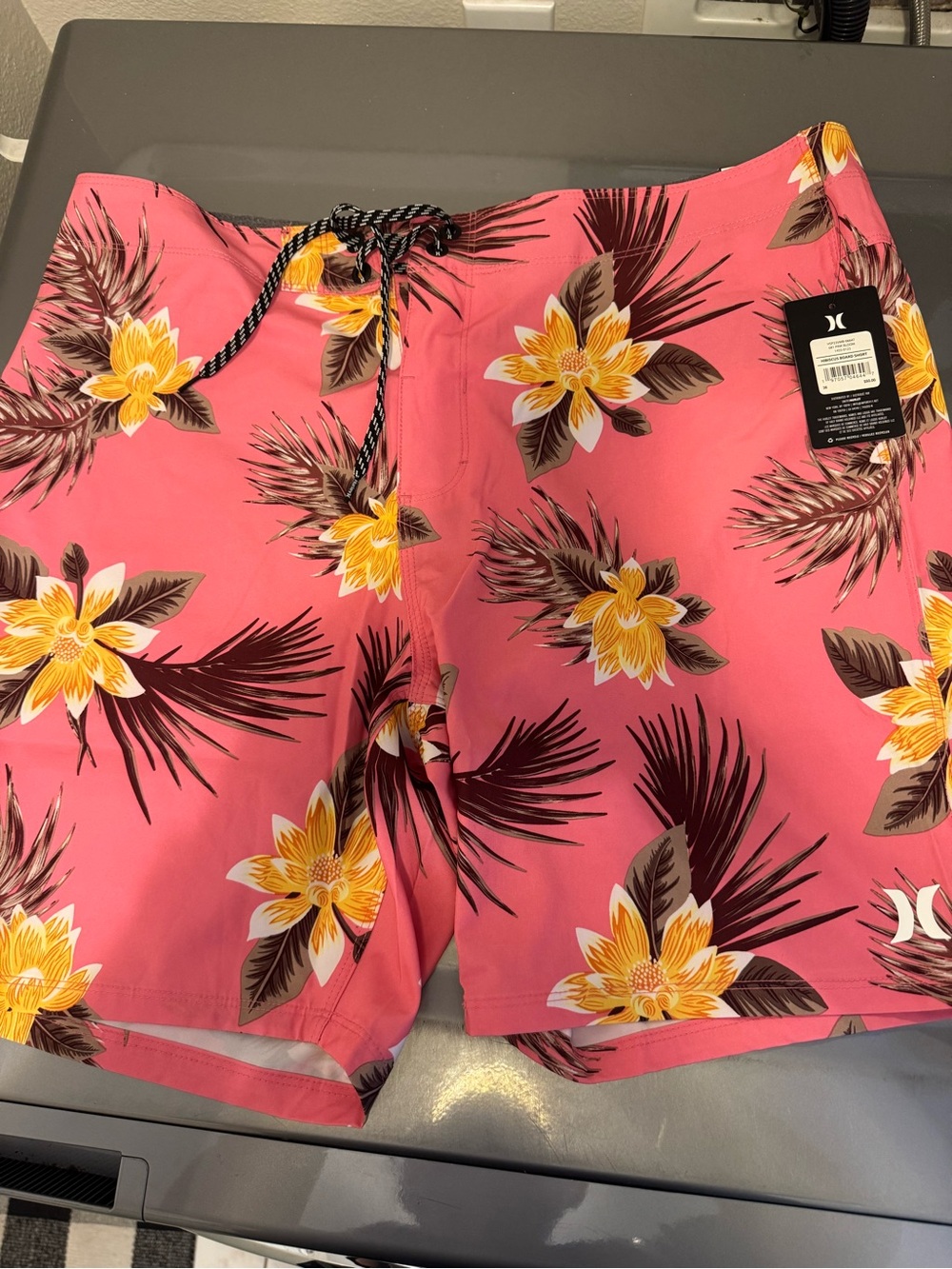 Hurley Men’s Pink Tropical Floral Swim Shorts
